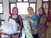 Berdayakan PK dan Perempuan rentan Hasilkan Masker Kain cegah Covid 19 Dalam rangka Jaring Pengaman Ekonomi  