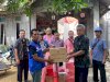 Penyampaian Bantuan Sosial kepada Warga yang rumahnya  terkena angin Puting beliung