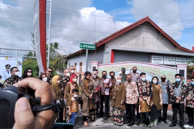 Ruas Jalan Gebyok-Jimbung Resmi Dinamai Jalan Dr. R. Soeharto