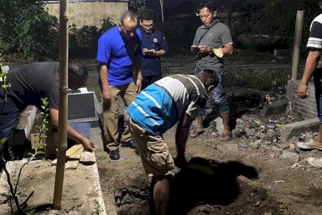 DISSOSP3APPKB Urus pemakaman jenazah bayi terlantar di Desa Buntalan, Klaten Tengah