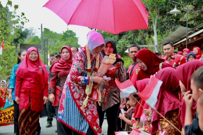 Penyerahan Bantuan Sosial yang tidak direncanakan dari DISSOSP3APPKB Kab. Klaten