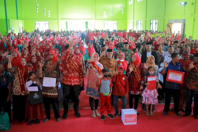 Penyerahan Bantuan Sosial yang tidak direncanakan Sambang Warga di Desa Bero, Kecamatan Trucuk