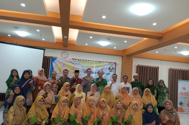 Pembukaan Safari  Pelayanan KB dalam rangka Milad Aisyiyah