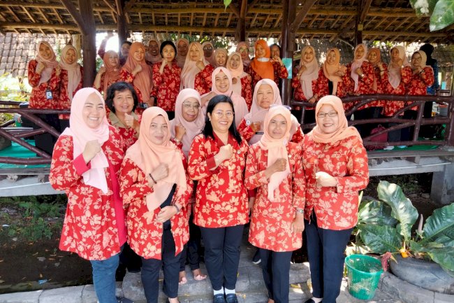 Kegiatan Pertemuan rutin Dharma Wanita Persatuan DISSOSP3APPKB