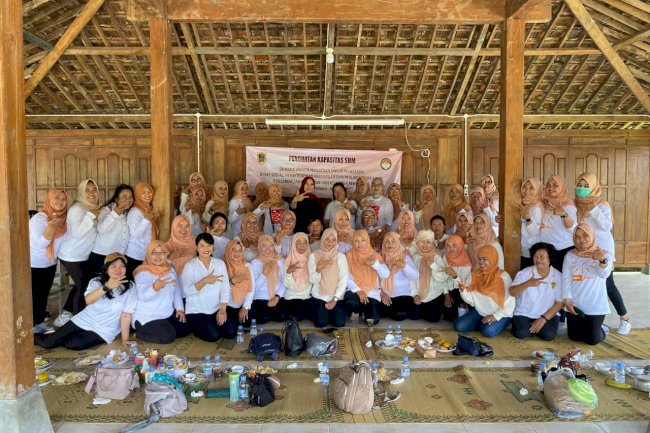 Kegiatan Peningkatan Kapasitas SDM Dharma Wanita Persatuan Up DISSOSP3APPKB Kab. Klaten