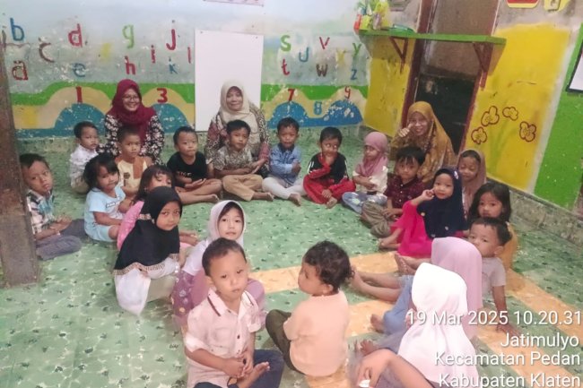 Program TAMASYA BKKBN: Penyuluh KB Pedan Kunjungi TPA Mamba'ul Ulum untuk Cek Sarana Pengasuhan Anak