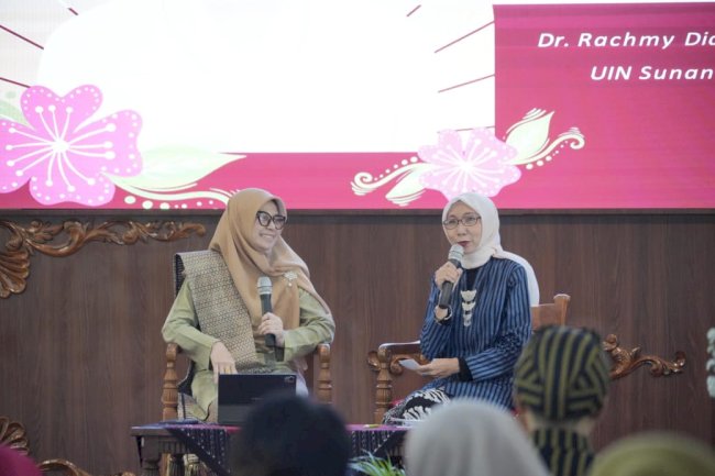 Penguatan Motivasi bagi Perempuan dengan tema Perempuan Berdaya, Memaksimalkan Potensi Diri.