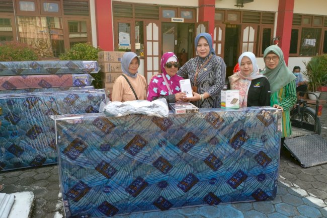 Penyaluran Bantuan ATENSI bagi Penyandang Disabilitas di Kabupaten Klaten
