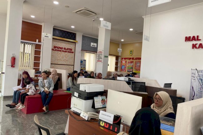PELAYANAN DISSOSP3APPKB KABUPATEN KLATEN DI MALL PELAYANAN PUBLIK UNTUK KONSULTASI DAN PENCETAKAN SURAT KETERANGAN DTKS