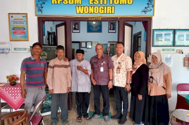 Pemberian layanan Rujukan Rehabilitasi Sosial