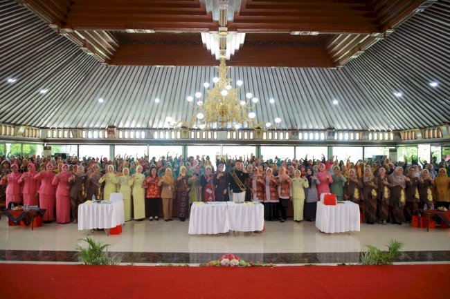 Lomba Peragaan Busana Kain Perca