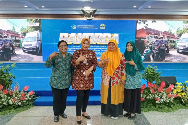 Penerimaan penghargaan peserta terbaik TAMASYA di KERABAT Tingkat Nasional tahun 2025