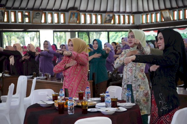 Peningkatan Kapasitas dalam Public Speaking bagi Organisasi Wanita se-Kabupaten Klaten
