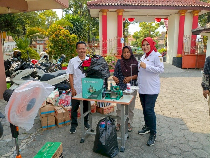 Penyaluran Bantuan Asistensi Rehabilitasi Sosial (ATENSI) dari Sentra Antasena Magelang di DISSOSP3APPKB Kab. Klaten