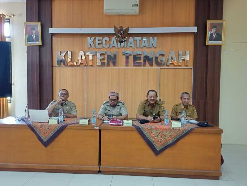 Sosialisasi Rehabilitasi Bersumberdaya Masyarakat di Aula Kecamatan Klaten Tengah