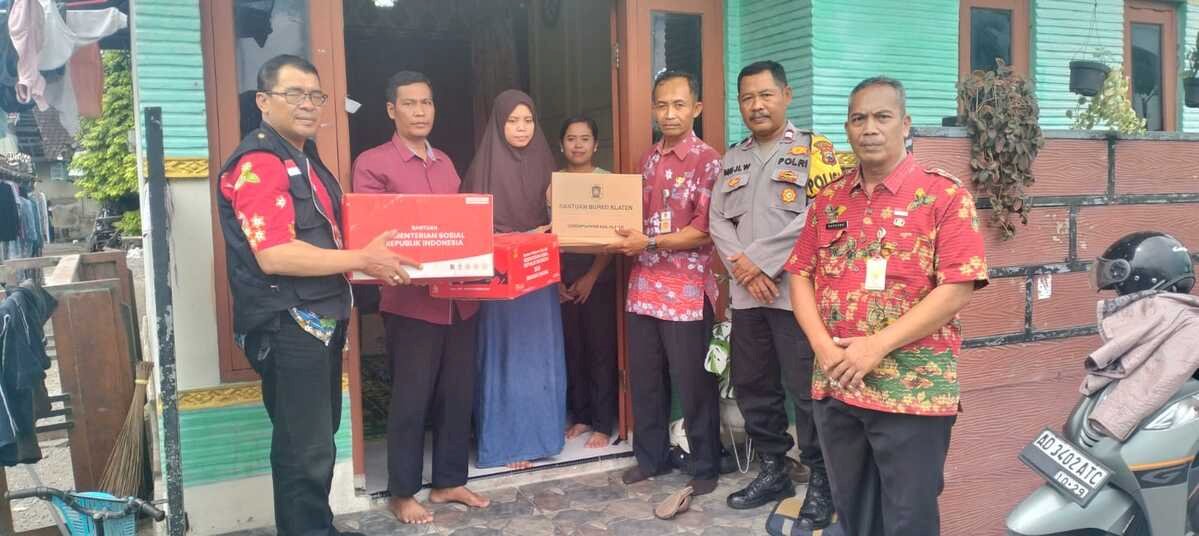 PEMERINTAH KABUPATEN KLATEN SALURKAN BANTUAN LOGISTIK DAN SEMBAKO UNTUK KELUARGA KORBAN MUSIBAH DI KECAMATAN KEBONARUM