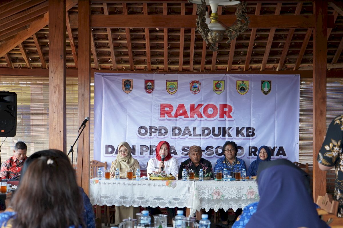 Rapat Koordinasi OPD PPKB dan PPPA se-Soloraya di Klaten