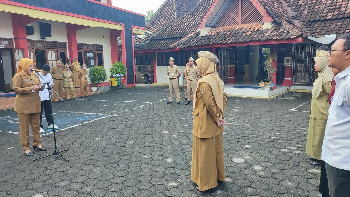 Apel Pagi Senin