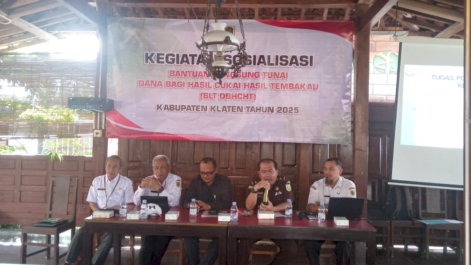 Sosialisasi Persiapan Penyaluran BLT DBHCHT