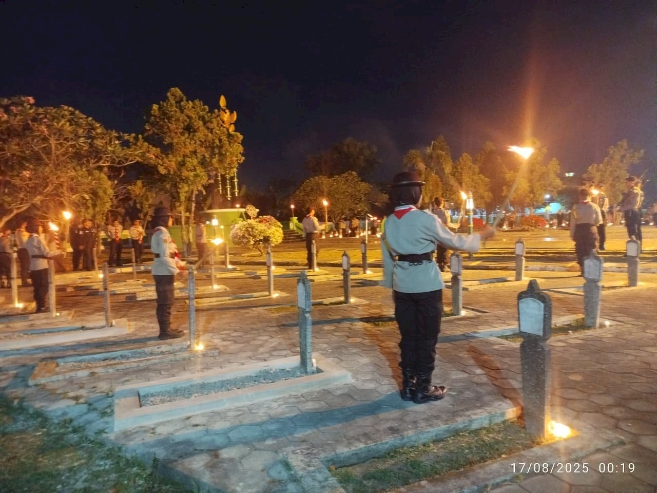 Upacara Apel Kehormatan dan Renungan Suci di TMP RATNA BANTALA