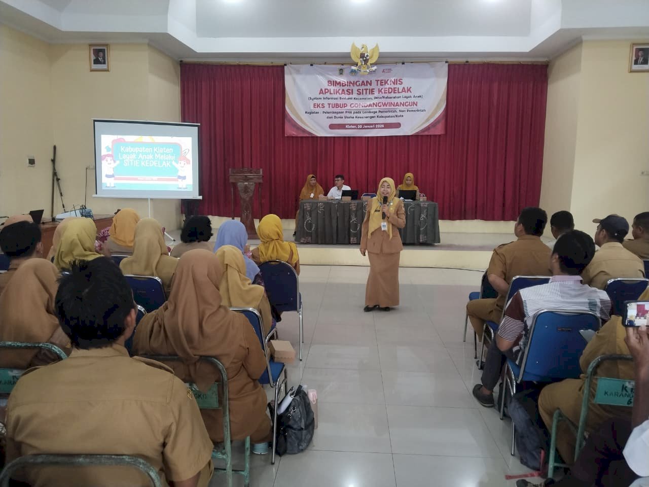 Bimbingan Teknis Aplikasi Sistem Informasi Evaluasi Kecamatan, Desa/Kelurahan Layak Anak (SITIE KEDELAK)