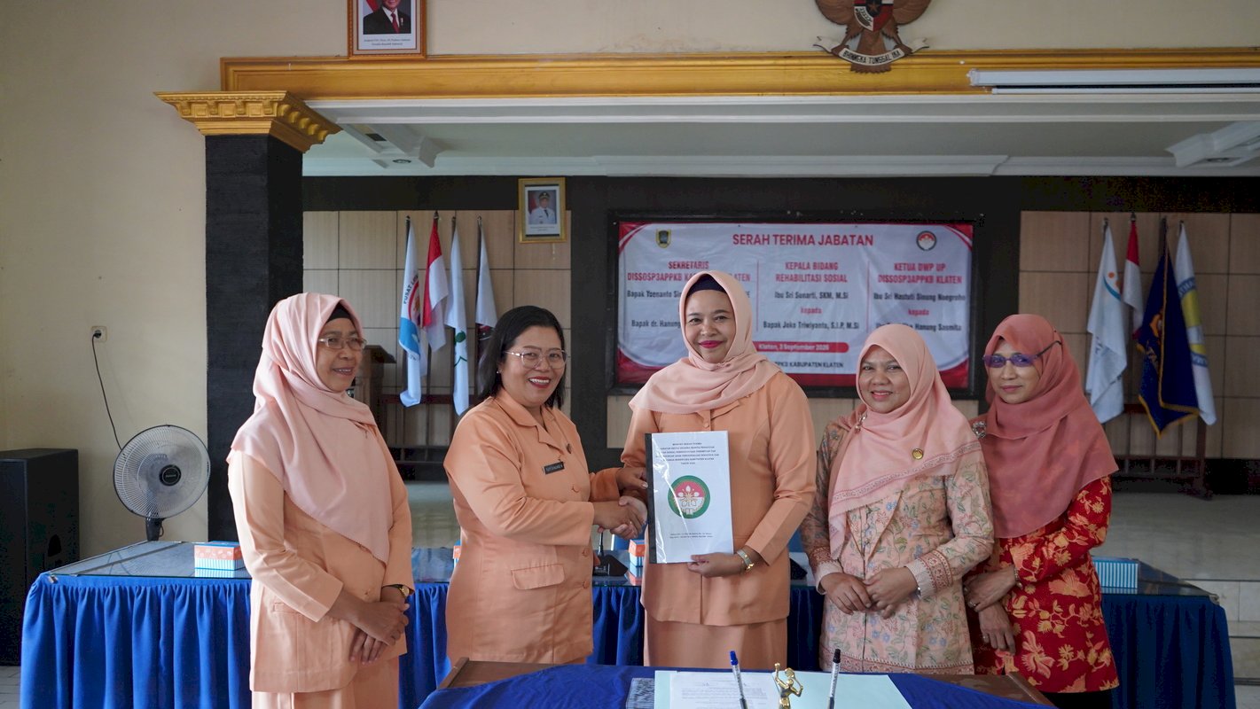 Serah Terima Jabatan Ketua  Dharma Wanita Persatuan UP DISSOSP3APPKB